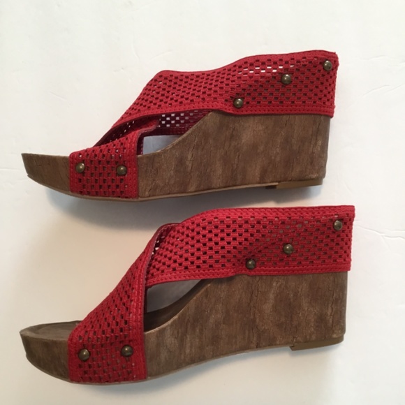 C Est. 1946 Platform Wedges Maroon Size 10 NWT - Picture 3 of 5